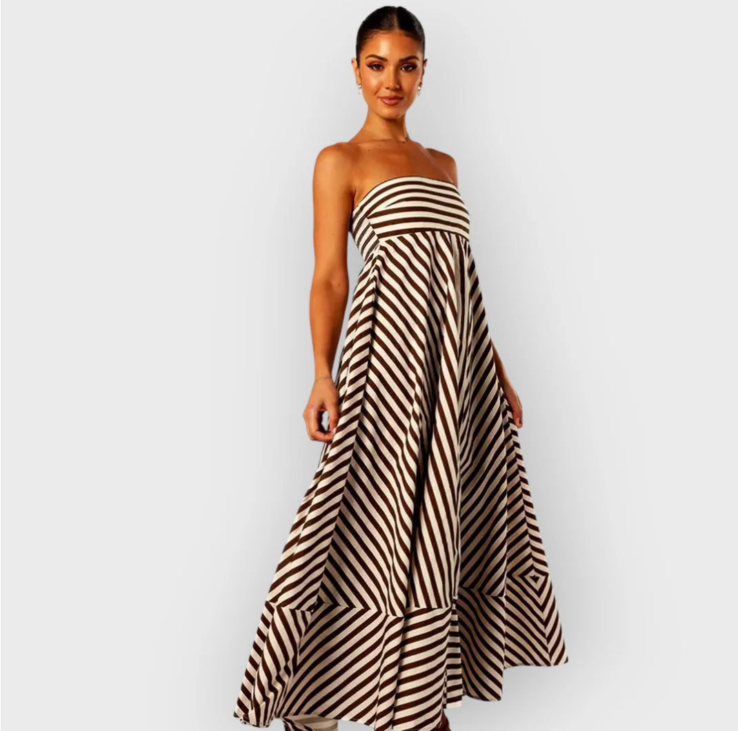 Nocturnal Charm | Ruched Maxi Dress with Nocturnal Charm