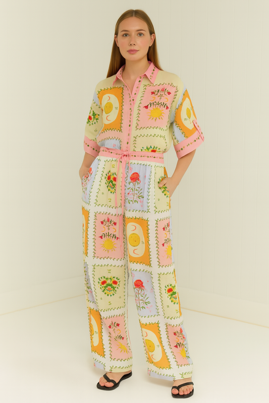 Elegant floral print trousers and long-sleeved blouse set 