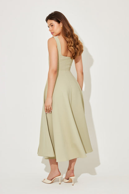 Amelia™ | Timeless Flowy Midi Dress