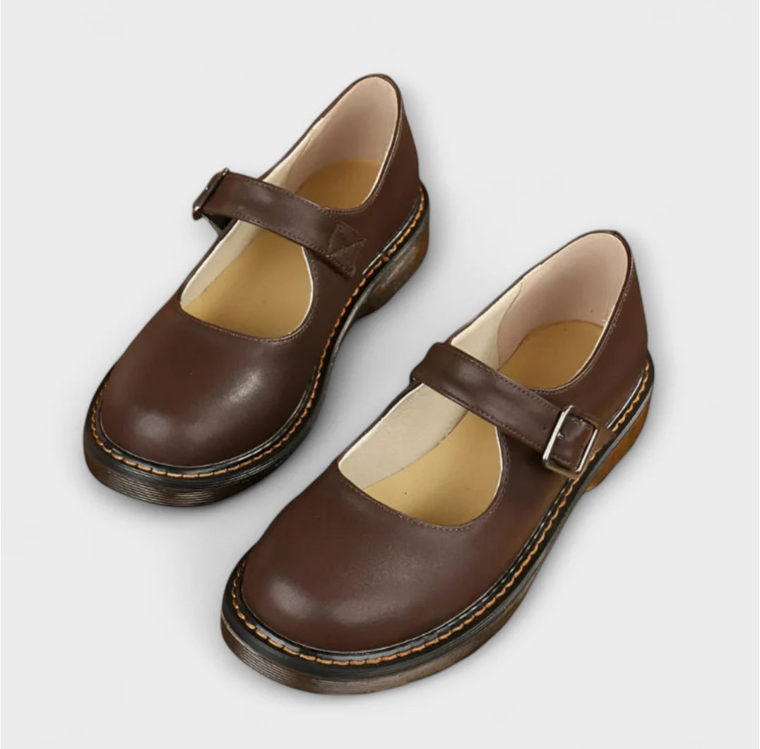 Yolanda - Elegant Leather Shoes with Strap