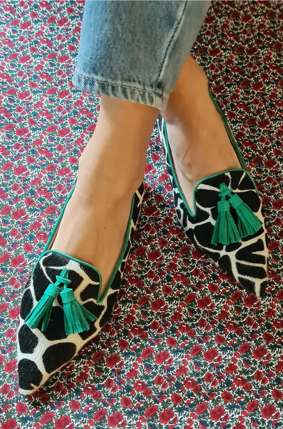 Julia | Refined Loafers with Tassel Detail