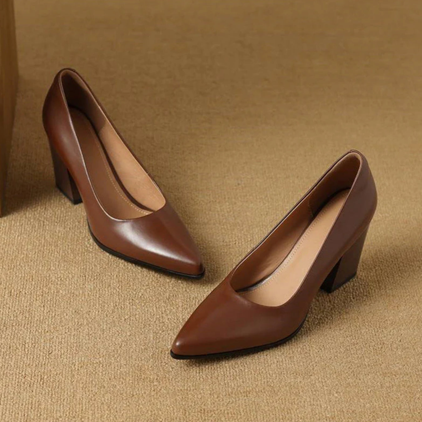 Marilyn | Classic Square Heel Shoes