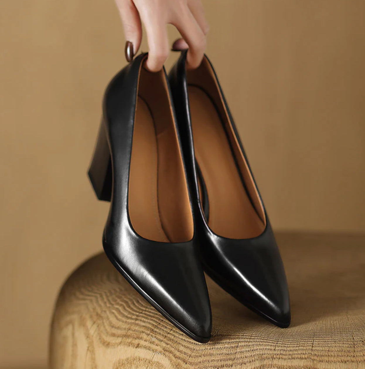 Marilyn | Classic Square Heel Shoes