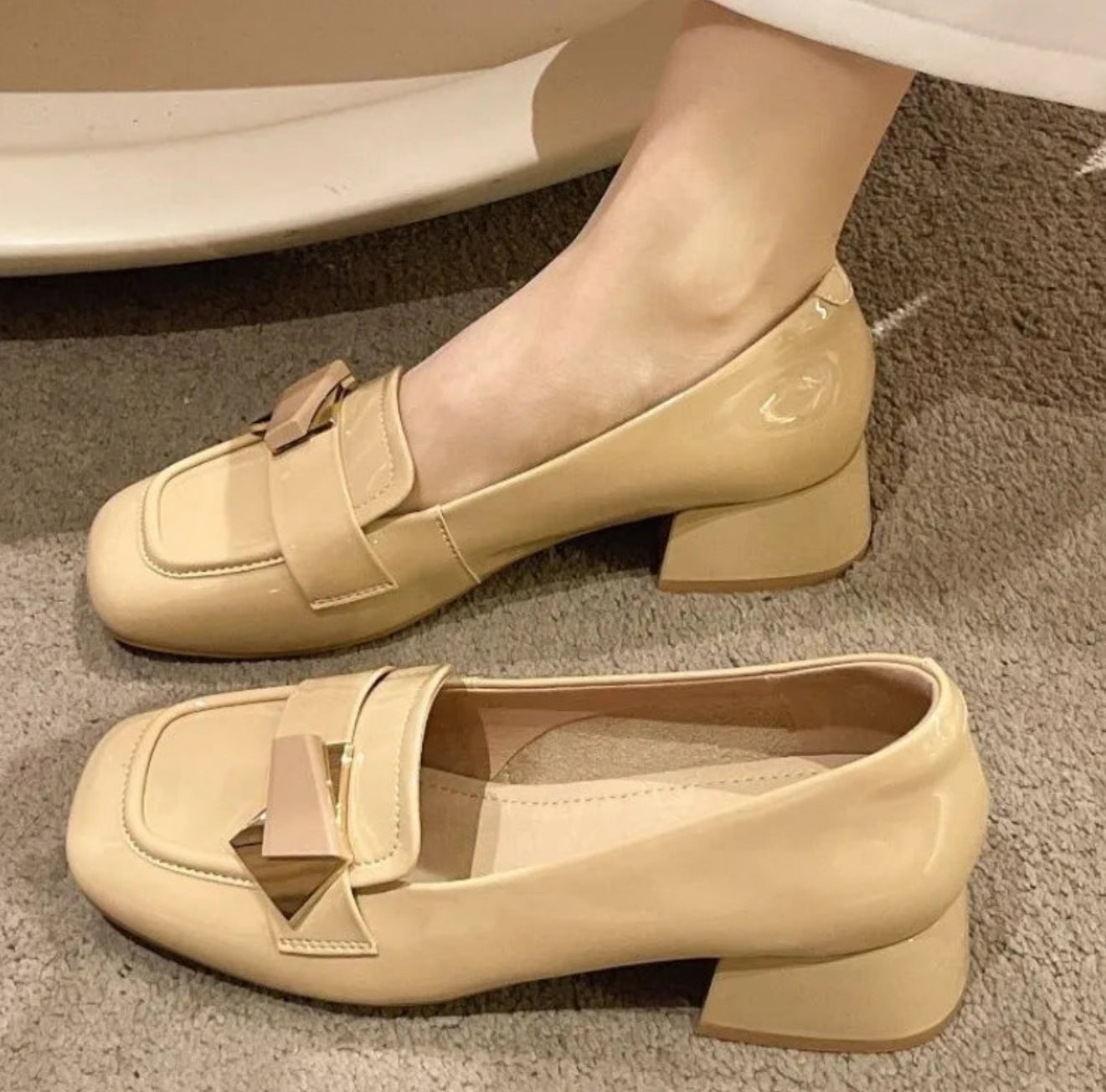 Dorothy | Moccasin-Style Shoes with Sparkling Bow