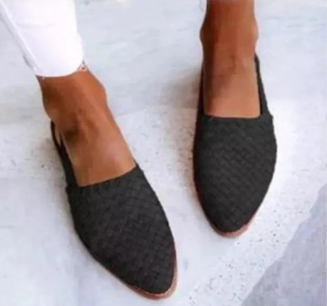 Luna | Orthopedic Shoes with Classic Comfort