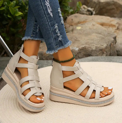 CHLOE – Elegant Platform Sandals